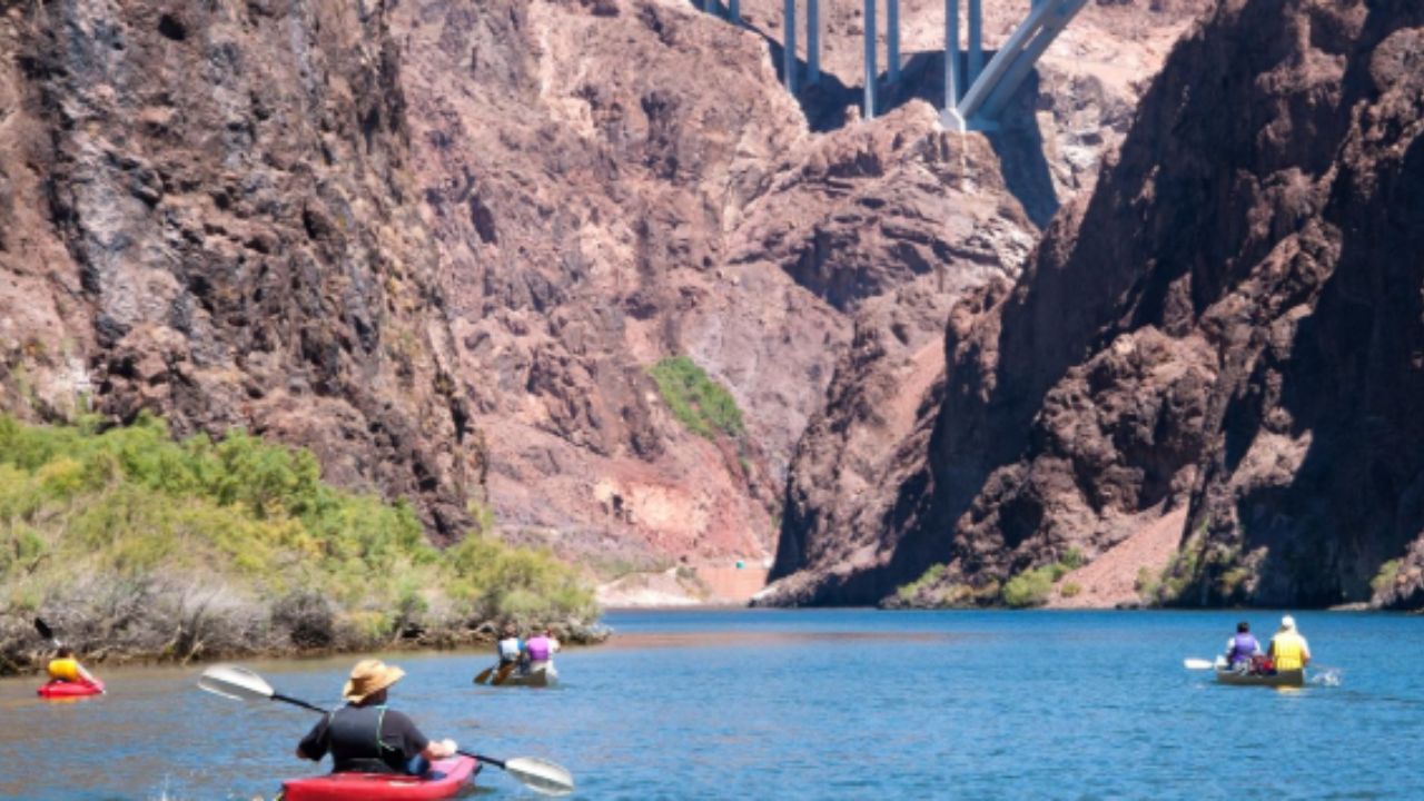 Kayakers and boaters on the Black Canyon